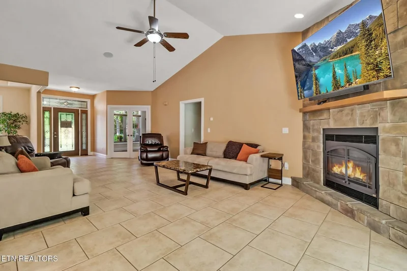 57 Inwood Terrace, Crossville, TN 38558, Crossville, Tennessee, United States. - Photo 52