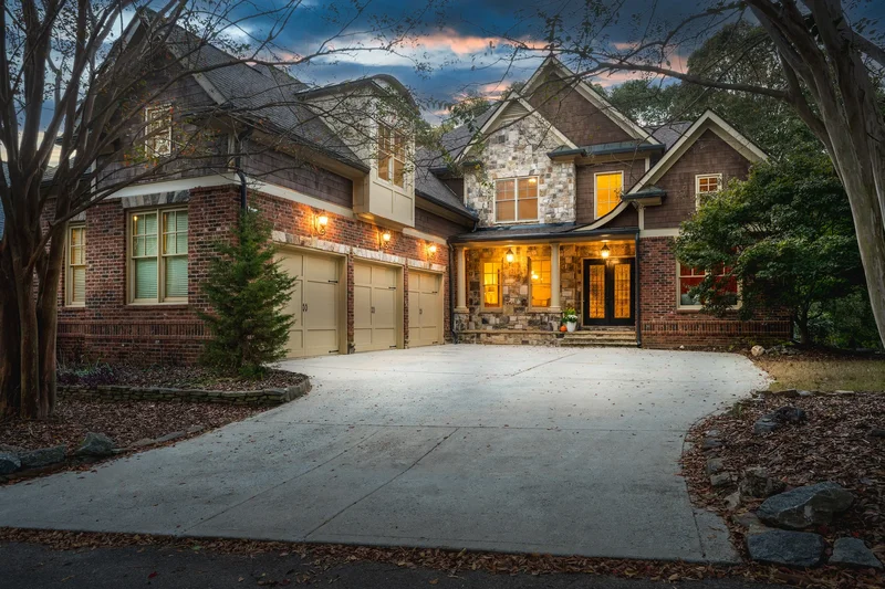 Luxury Living In Prime East Cobb Location