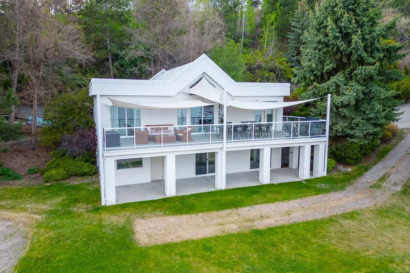 5205 Buchanan Road, Peachland, BC V0H 1X0, Peachland, British Columbia, Canada. - Photo 3