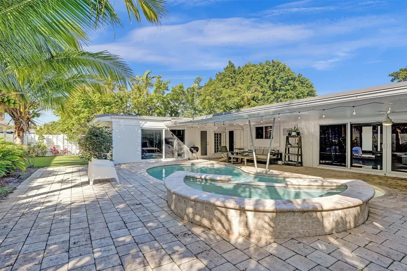 2740 NE 29th St, Fort Lauderdale, Florida, United States. - Photo 44