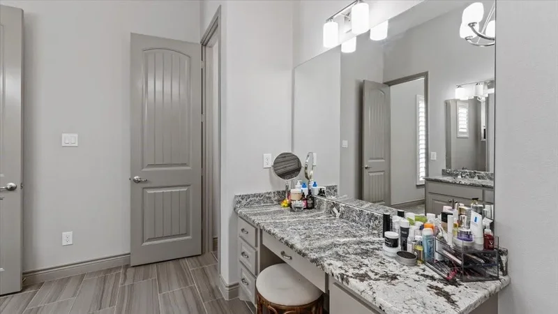 27785 Log Cabin Road, Montgomery, Texas, United States. - Photo 35