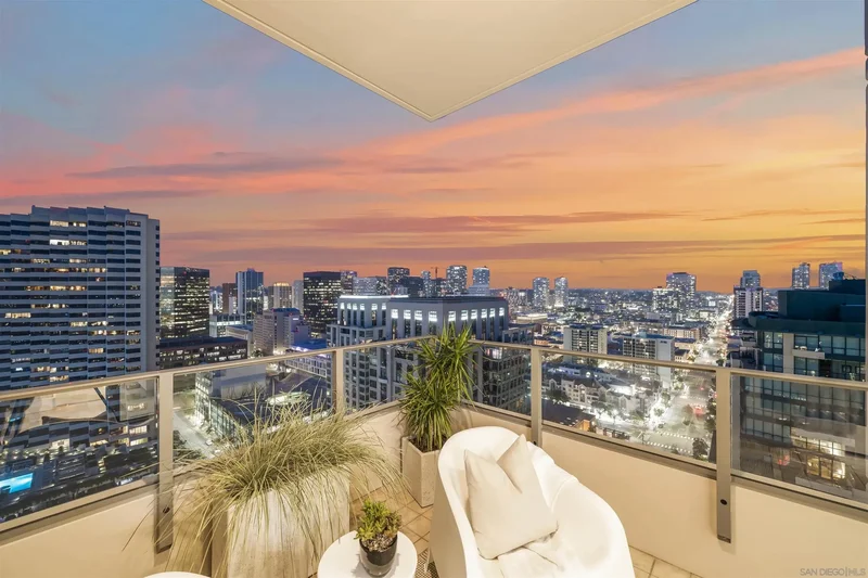 550 Front St 2303, San Diego, California, United States. - Photo 34