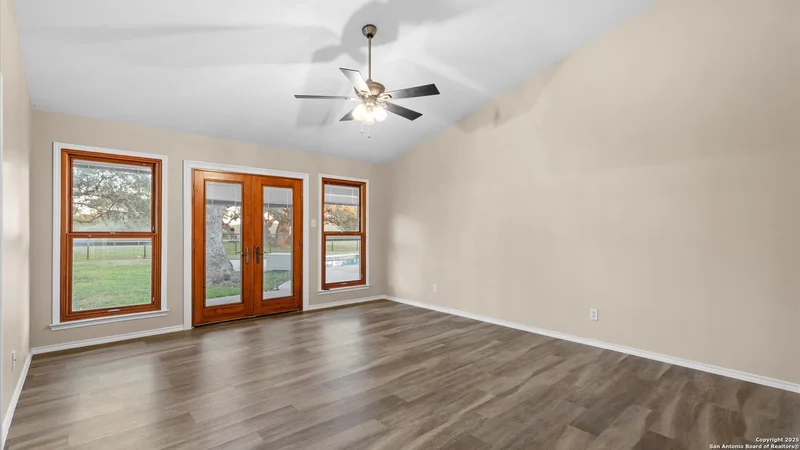 13035 Tonne Dr E, New Braunfels, TX 78132, New Braunfels, Texas, United States. - Photo 14