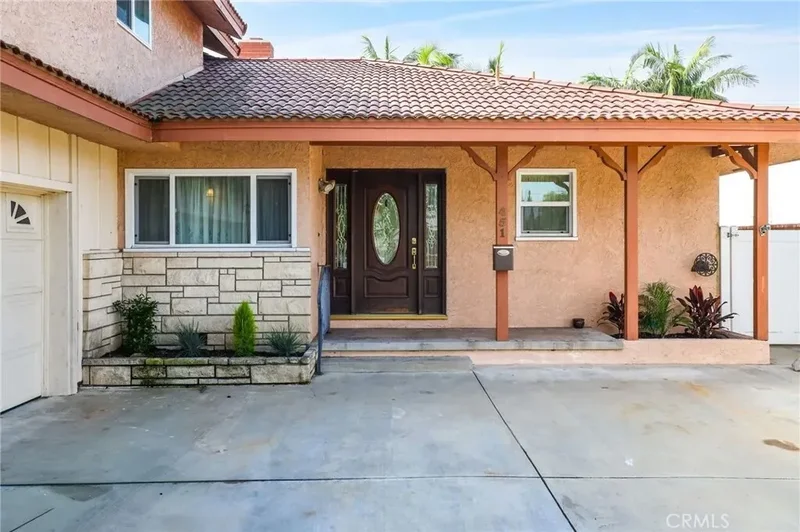 451 Margo, Signal Hill, California, United States. - Photo 3