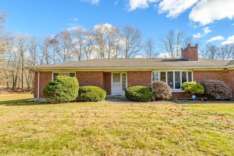 1436 North Road, Killingly, Connecticut, United States. - Photo 2
