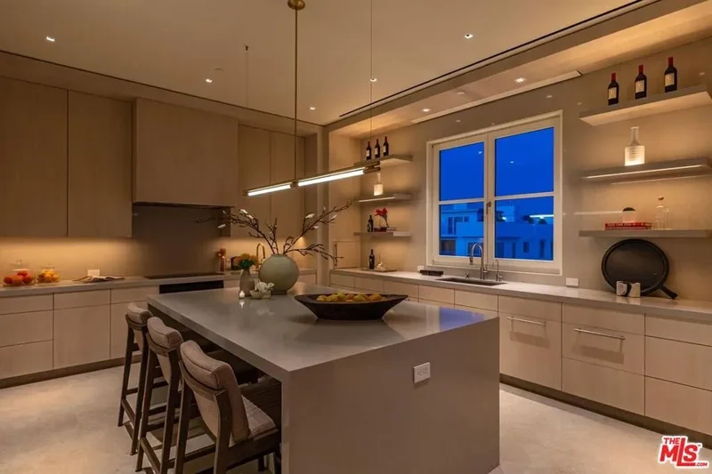 455 N Palm Drive PH, Beverly Hills, California, United States. - Photo 33