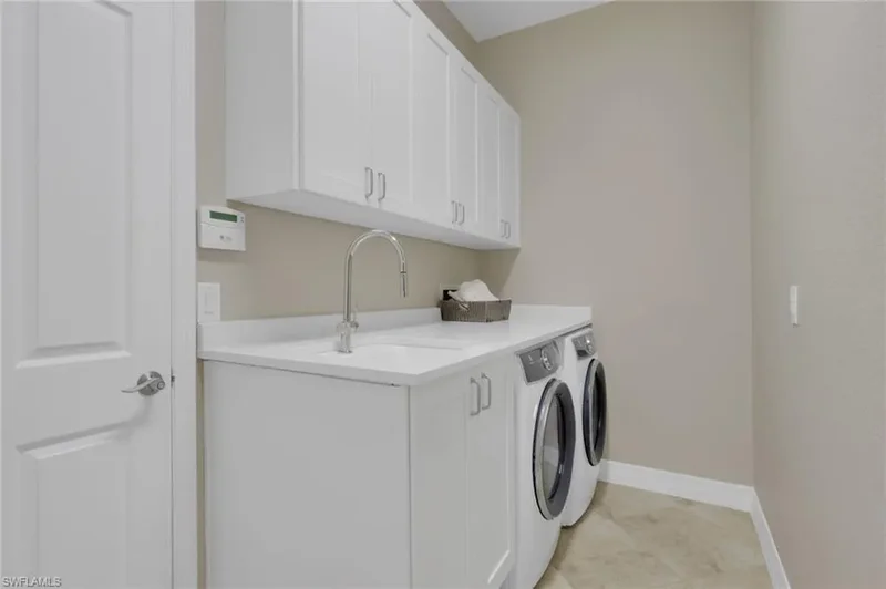 10099 Biscayne Bay Lane, Naples, Florida, United States. - Photo 32
