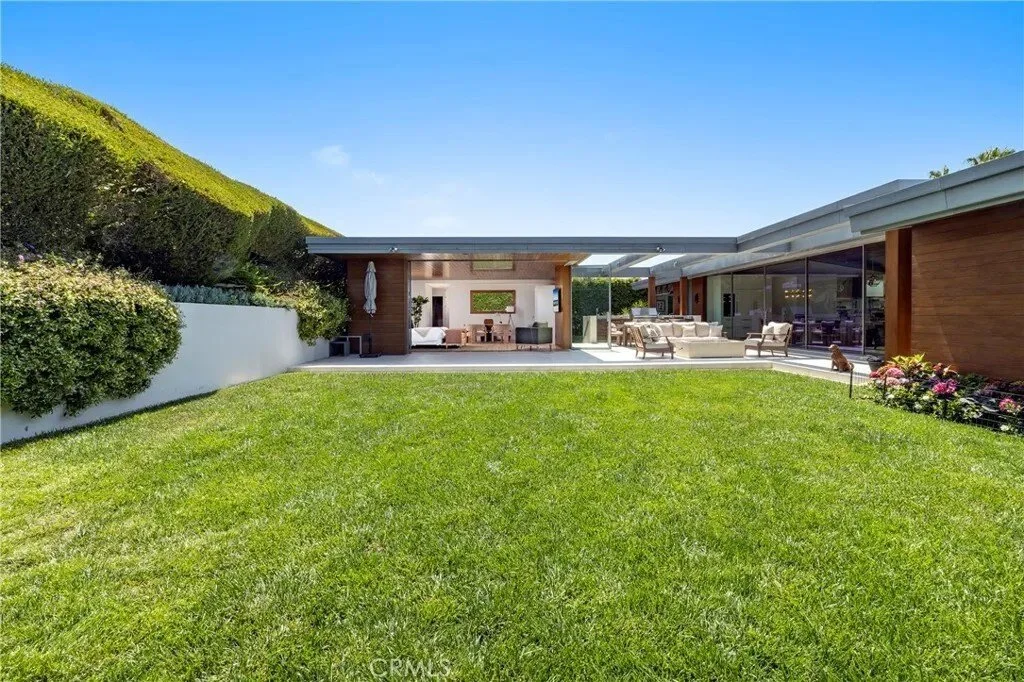 2538 Monaco Drive, Laguna Beach, California, United States. - Photo 8