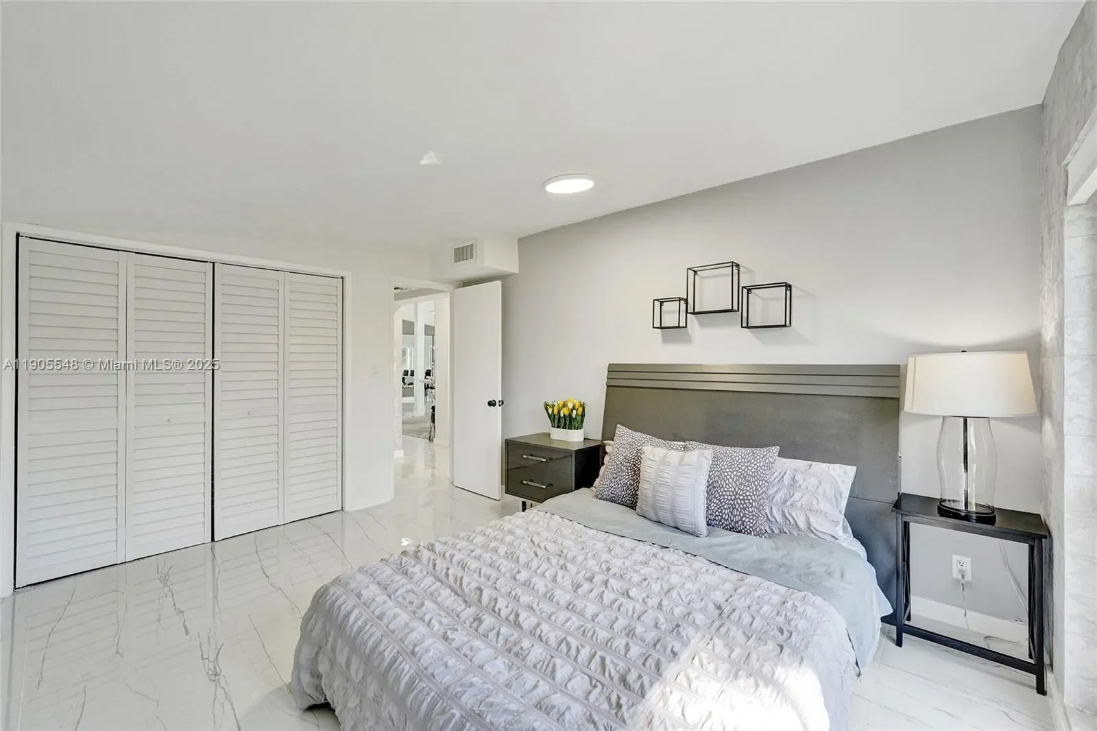Gallery photo 11