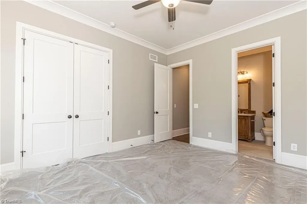 Gallery photo 3