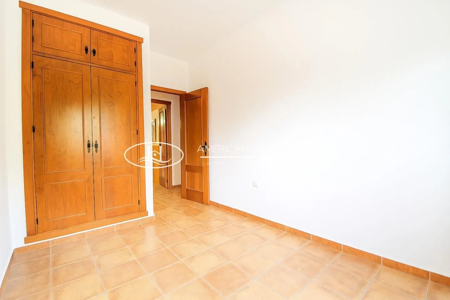 Gallery photo 2