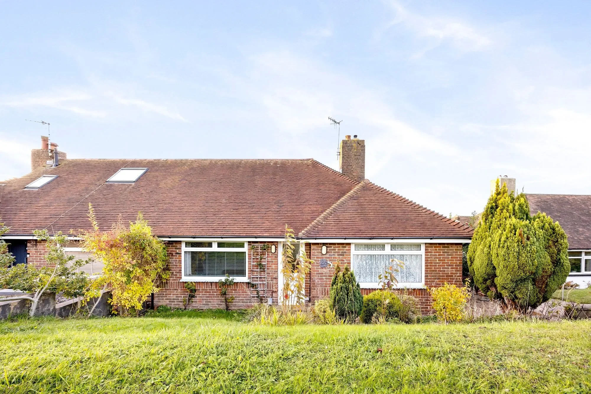 Exterior photo 1
