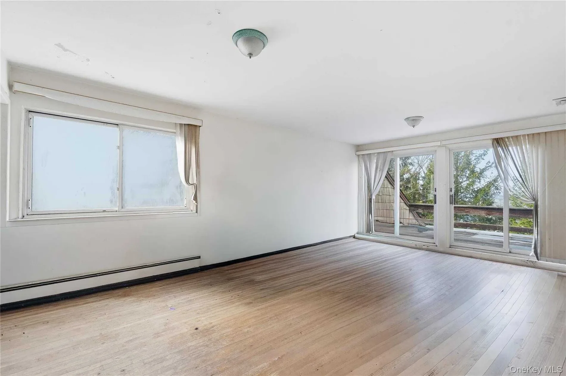 9 Beatrice Lane, Glen Cove, NY, 11542, USA, Glen Cove, New York, United States. - Photo 20