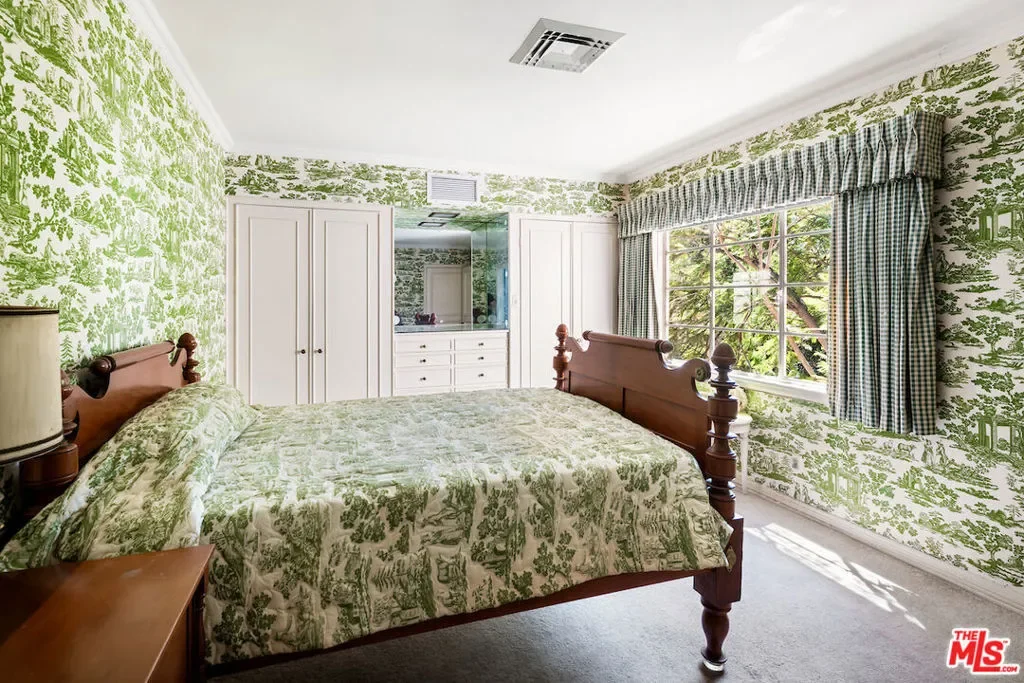 10934 Bellagio Road, Los Angeles, California, United States. - Photo 33