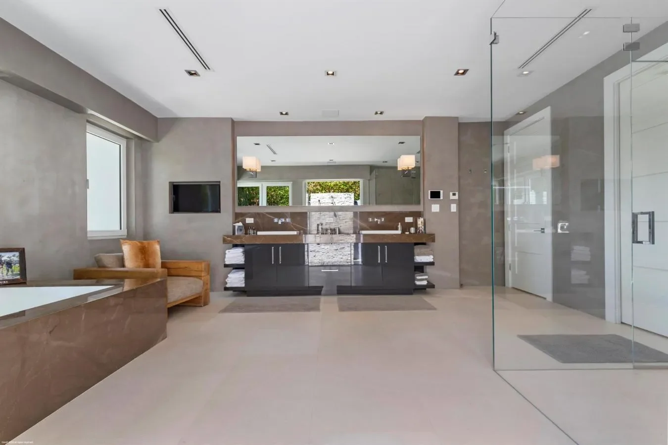 2440 Golf Brook Drive, Wellington, Florida, United States. - Photo 28