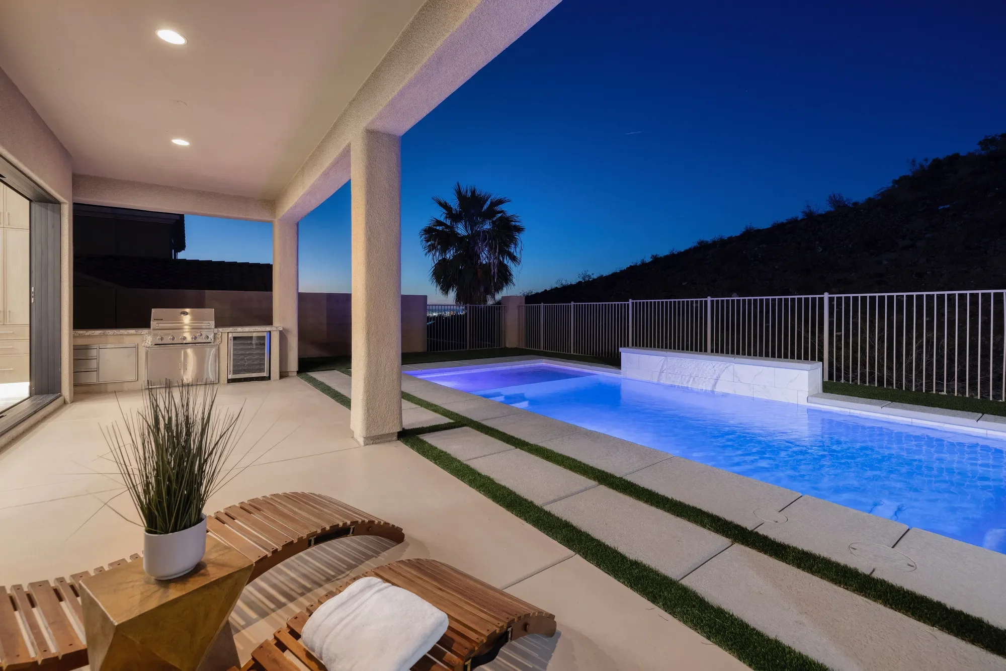 12 Oro Valley Drive, Henderson, NV 89052, Henderson, Nevada, United States. - Photo 37