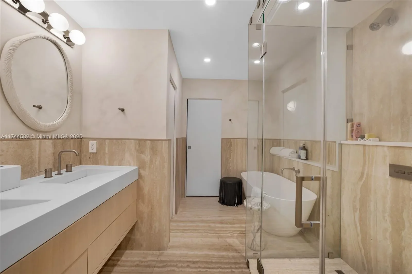 1250 NE 87th St, Miami, Florida, United States. - Photo 2