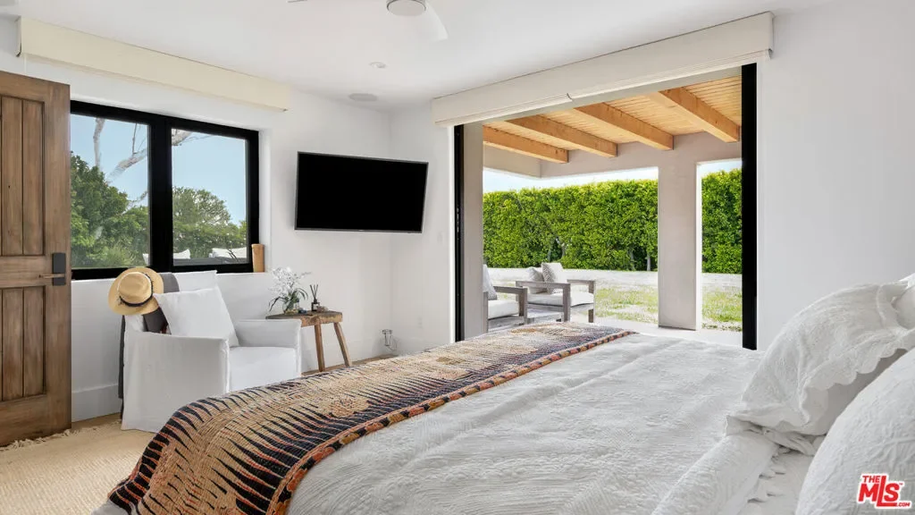 27860 Winding Way, Malibu, California, United States. - Photo 3