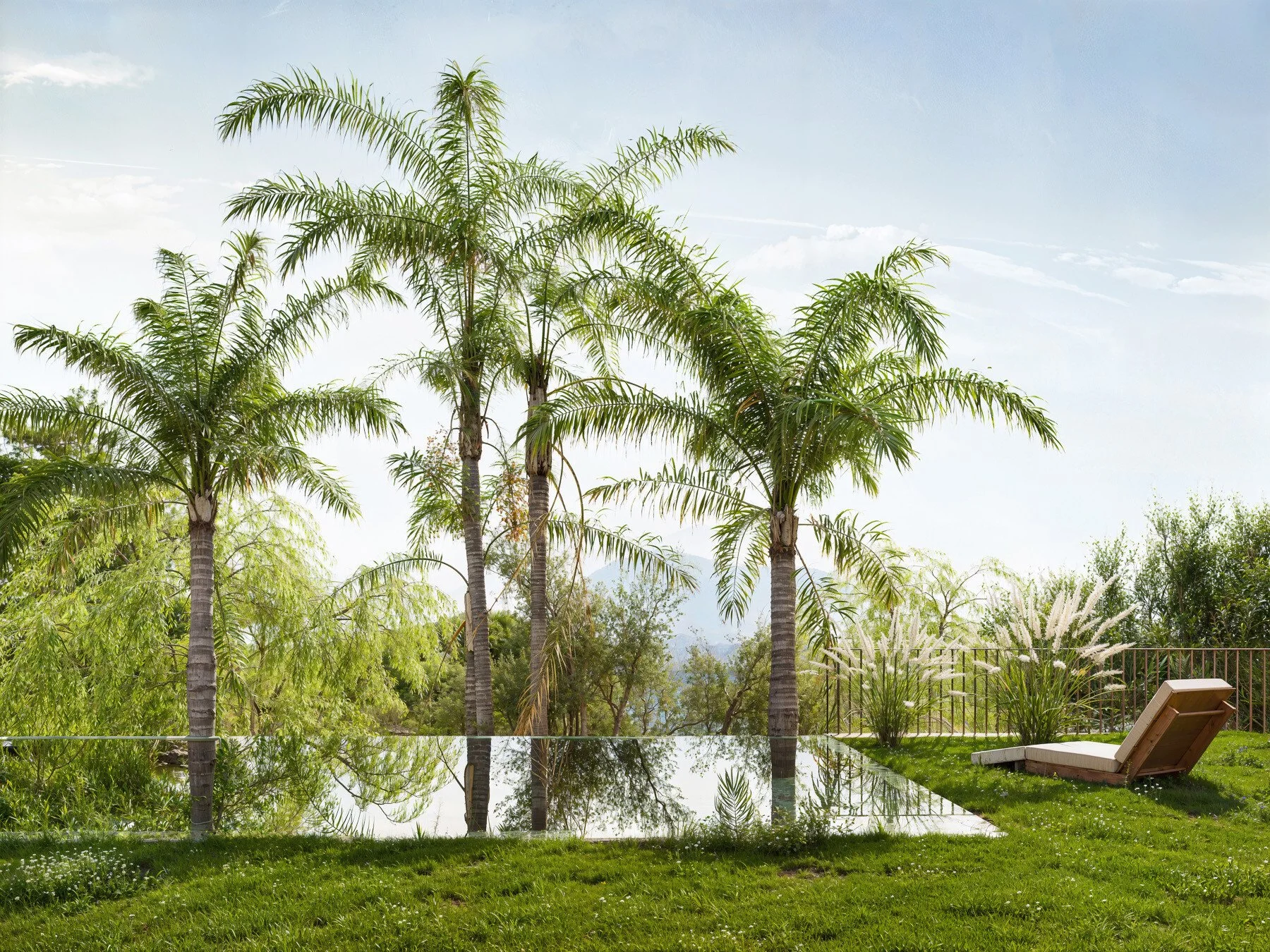 Exterior photo 9