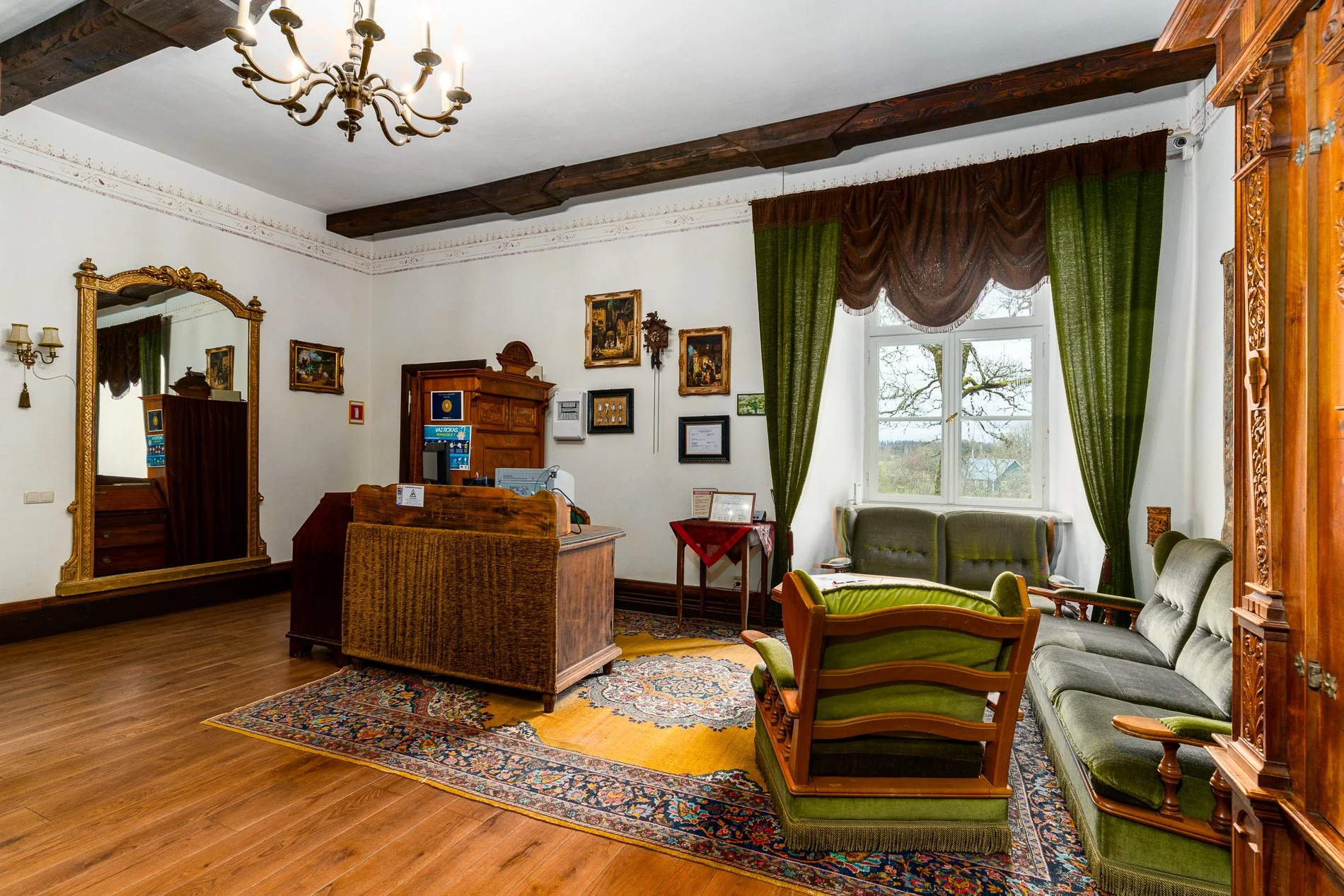 Gallery photo 1