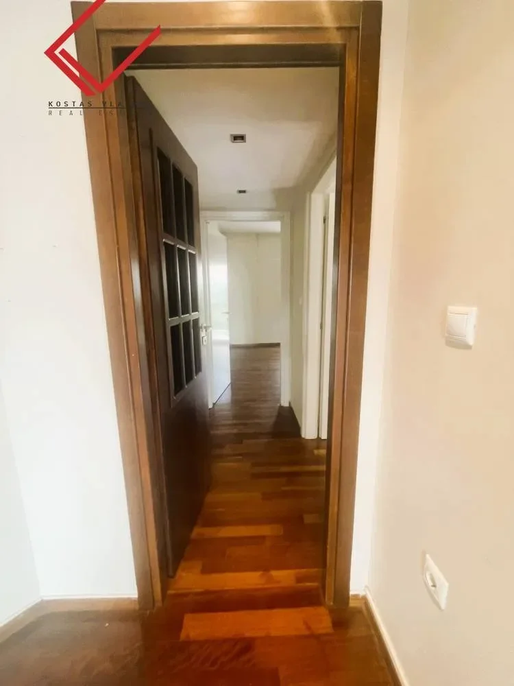 Gallery photo 4