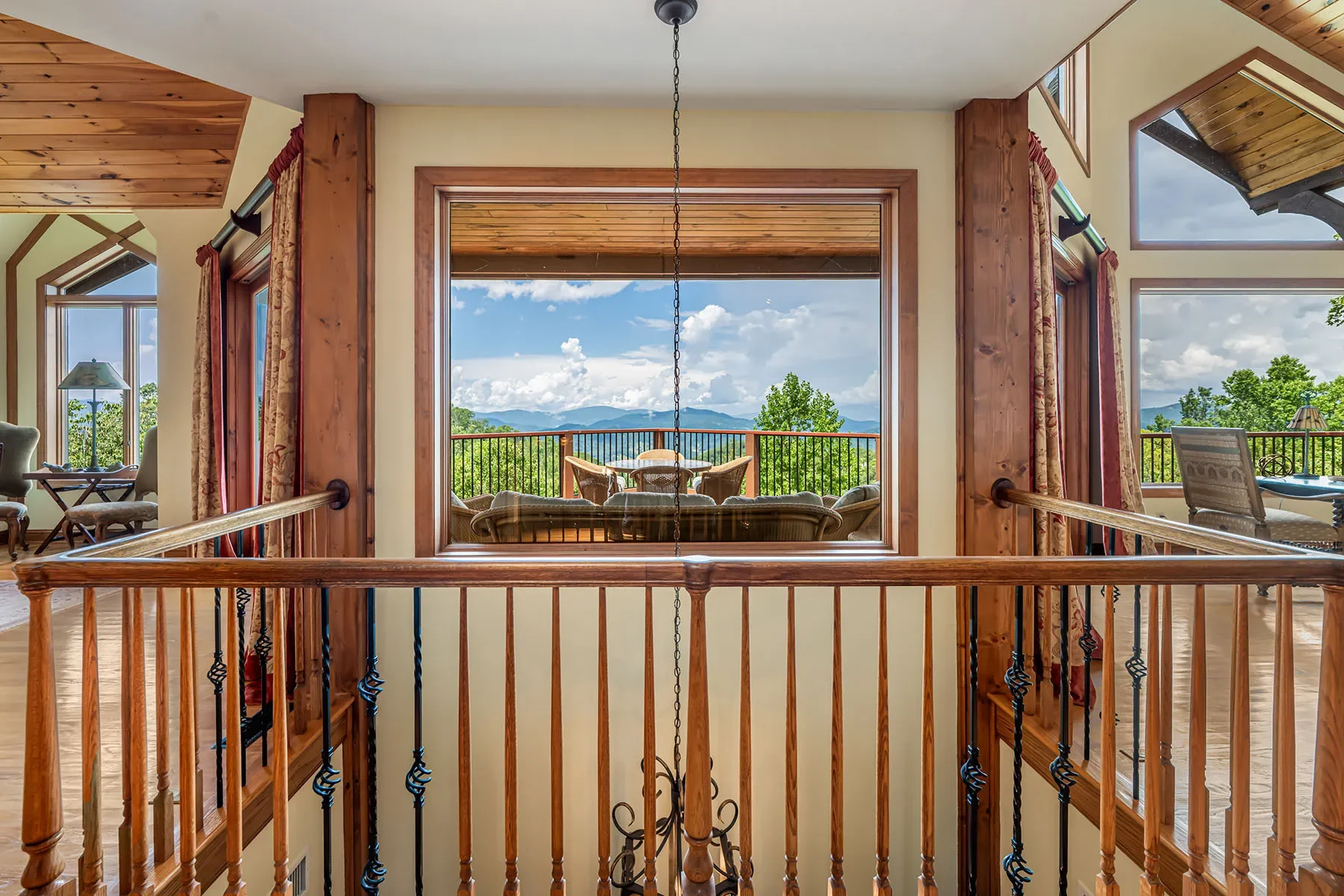 2280 Mountain Air Drive, Burnsville, NC 28714, 28714, North Carolina, United States. - Photo 8