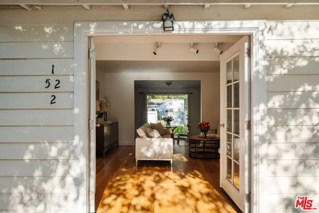 1520 Bonnell Drive, Topanga, California, United States. - Photo 49