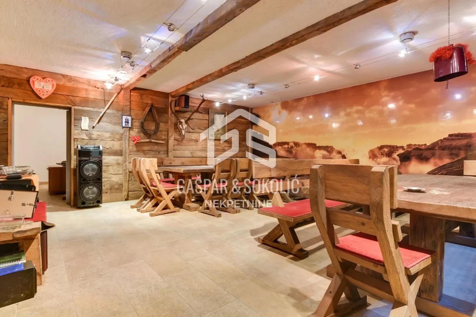 Gallery photo 11