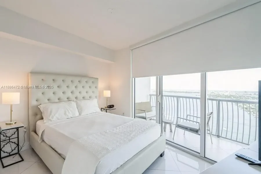 1750 N Bayshore Dr, Miami, Florida, United States. - Photo 14