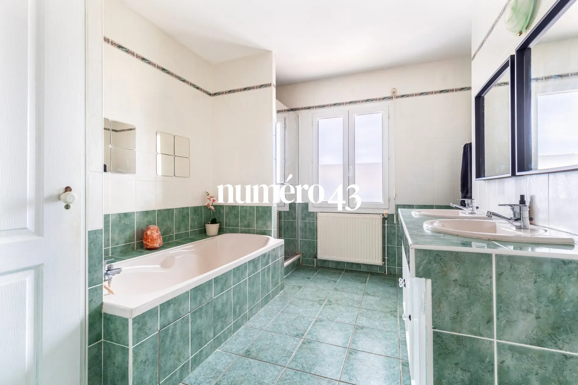 Gallery photo 4