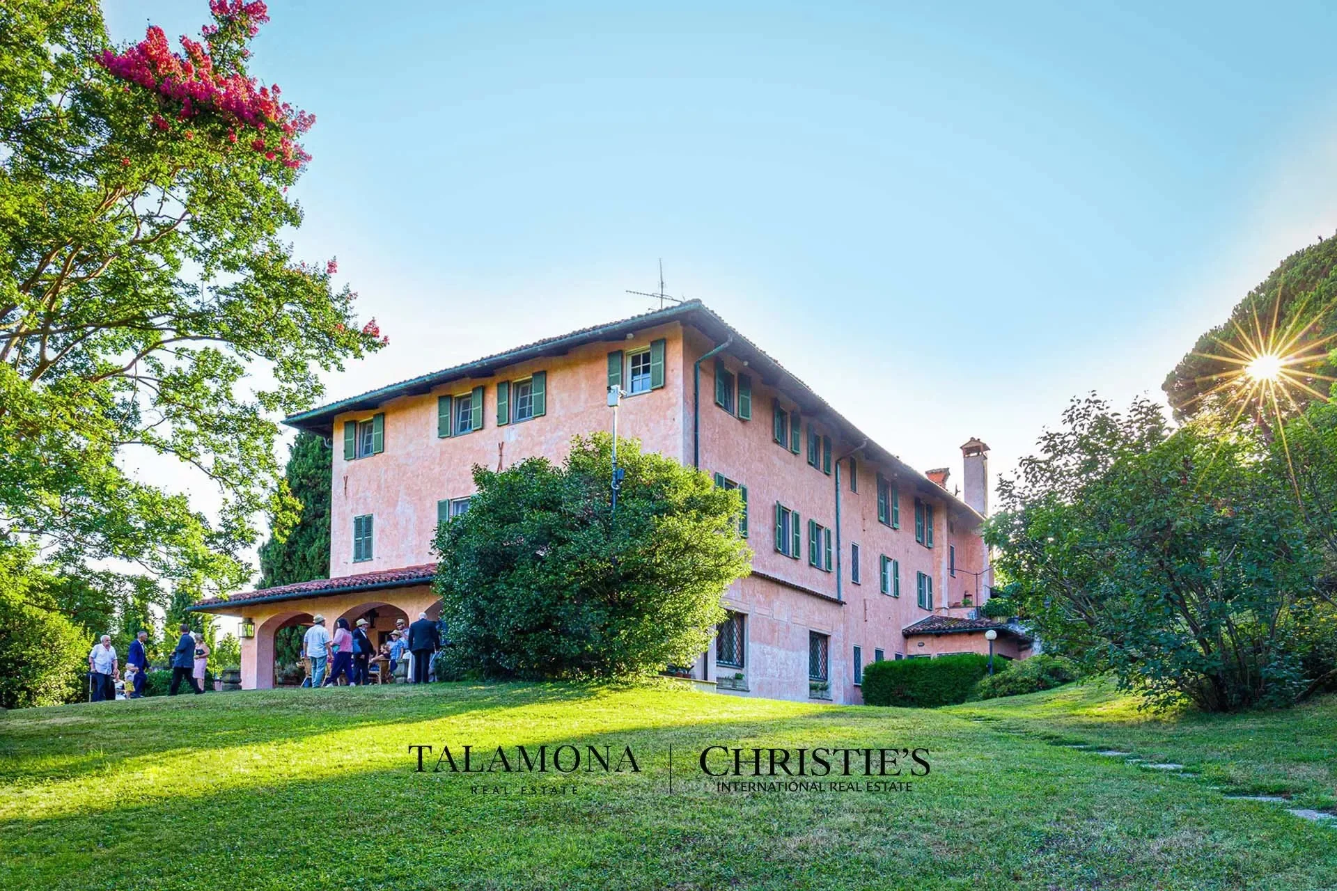 Exterior photo 11