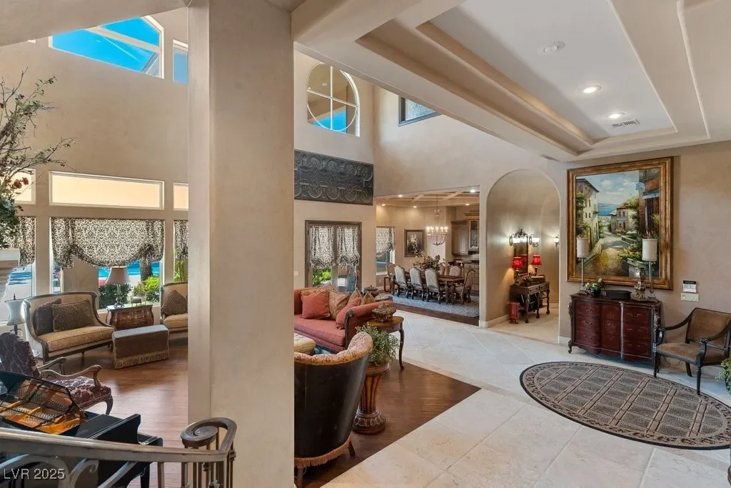 9717 Winter Palace Drive, Las Vegas, Nevada, United States. - Photo 6