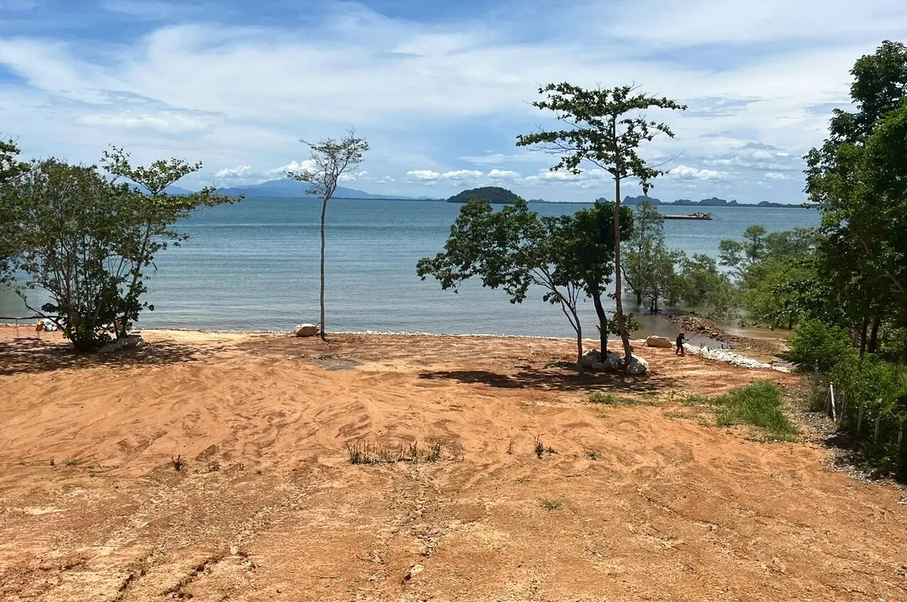 Krabi,, Ko Siboya, Krabi, Thailand. - Photo 3