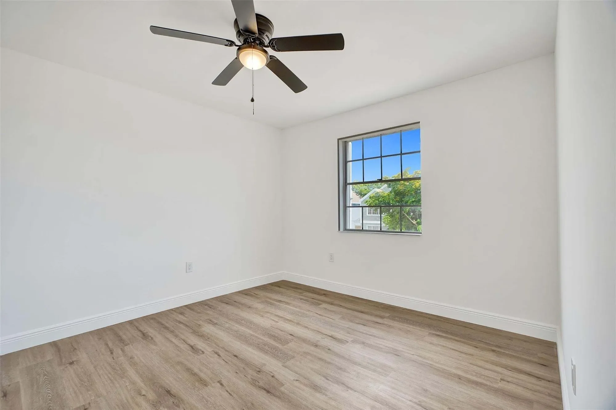 Gallery photo 6