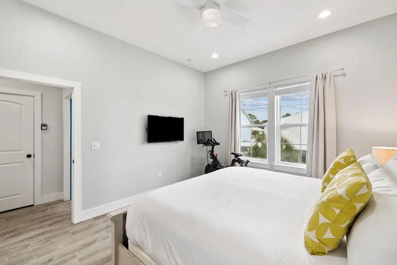 Miramar Beach, Florida, United States. - Photo 40