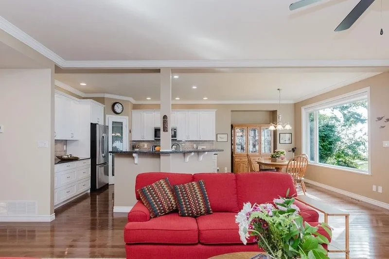 1537 Mccullough Road, Sechelt, British Columbia, Canada. - Photo 19