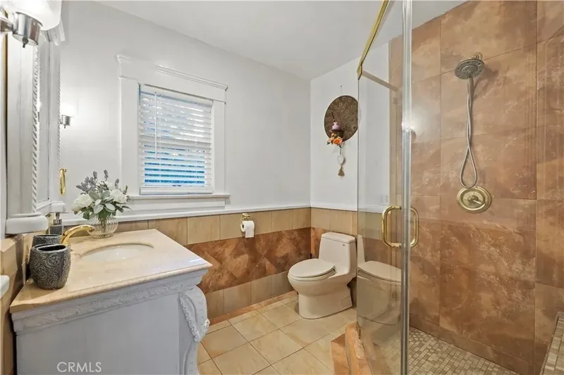 790 N El Molino, Altadena, California, United States. - Photo 19