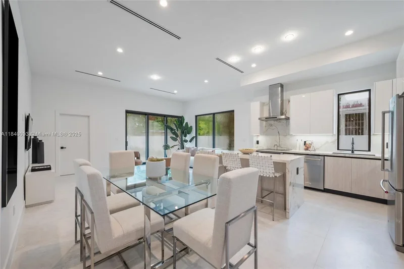 2937 SW 21st ST, Miami, Florida, United States. - Photo 9