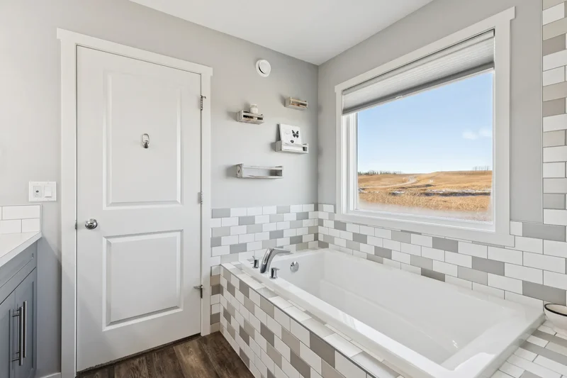 57 Crestridge Bay SW, Calgary, AB T3B 6H2, Calgary, Alberta, Canada. - Photo 18