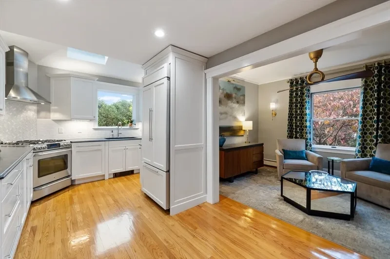 25 Curtis Street, Marblehead, MA, 01945, USA, Marblehead, Massachusetts, United States. - Photo 8