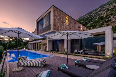 Thumbnail 13