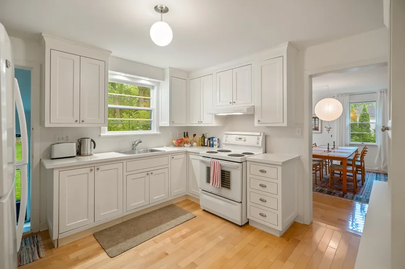 624 Rye St, Niagara-on-the-Lake, ON L0S 1J0, Niagara-on-the-Lake, Ontario, Canada. - Photo 3