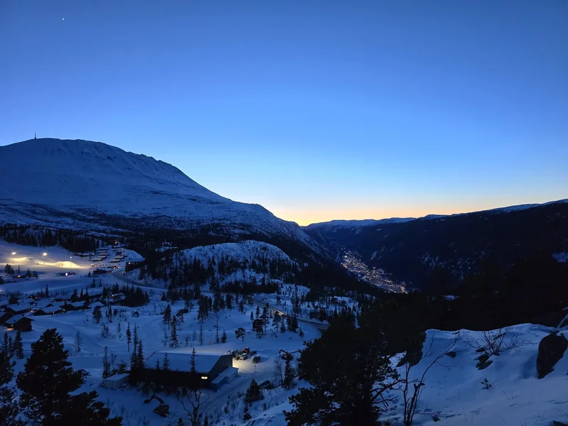 Plot ready for newbuild. The top and edge of Kollen by Gaustatoppen! Rare opportunity. Majestic view