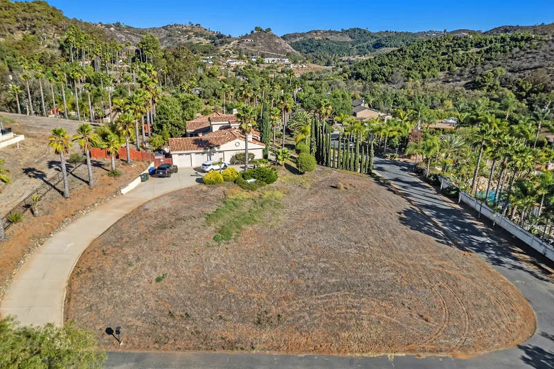 3068 Southwind Lane , Vista, CA 92084, Vista, California, United States. - Photo 38