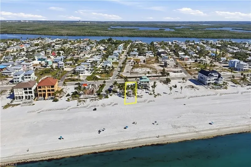 3610, Fort Myers Beach, Florida, United States. - Photo 15