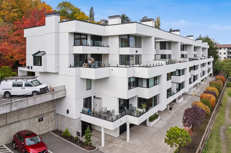 2410 Aurora Ave N Unit #105, Seattle, WA 98109, Seattle, Washington, United States. - Photo 2