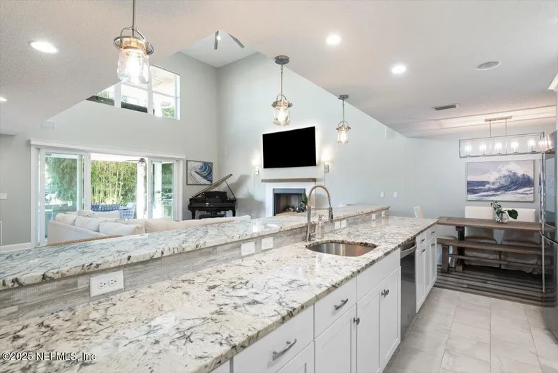 4141 COQUINA Drive, Jacksonville Beach, Florida, United States. - Photo 15