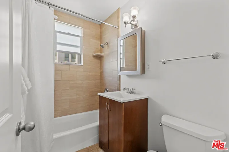 2248 20th Street, Santa Monica, California, United States. - Photo 25