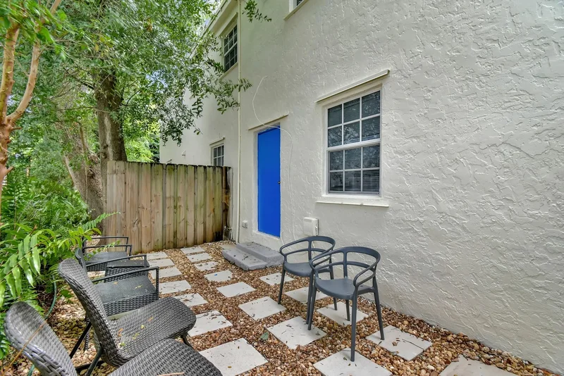 621 NE 28th St, Oakland Park, Florida, United States. - Photo 67