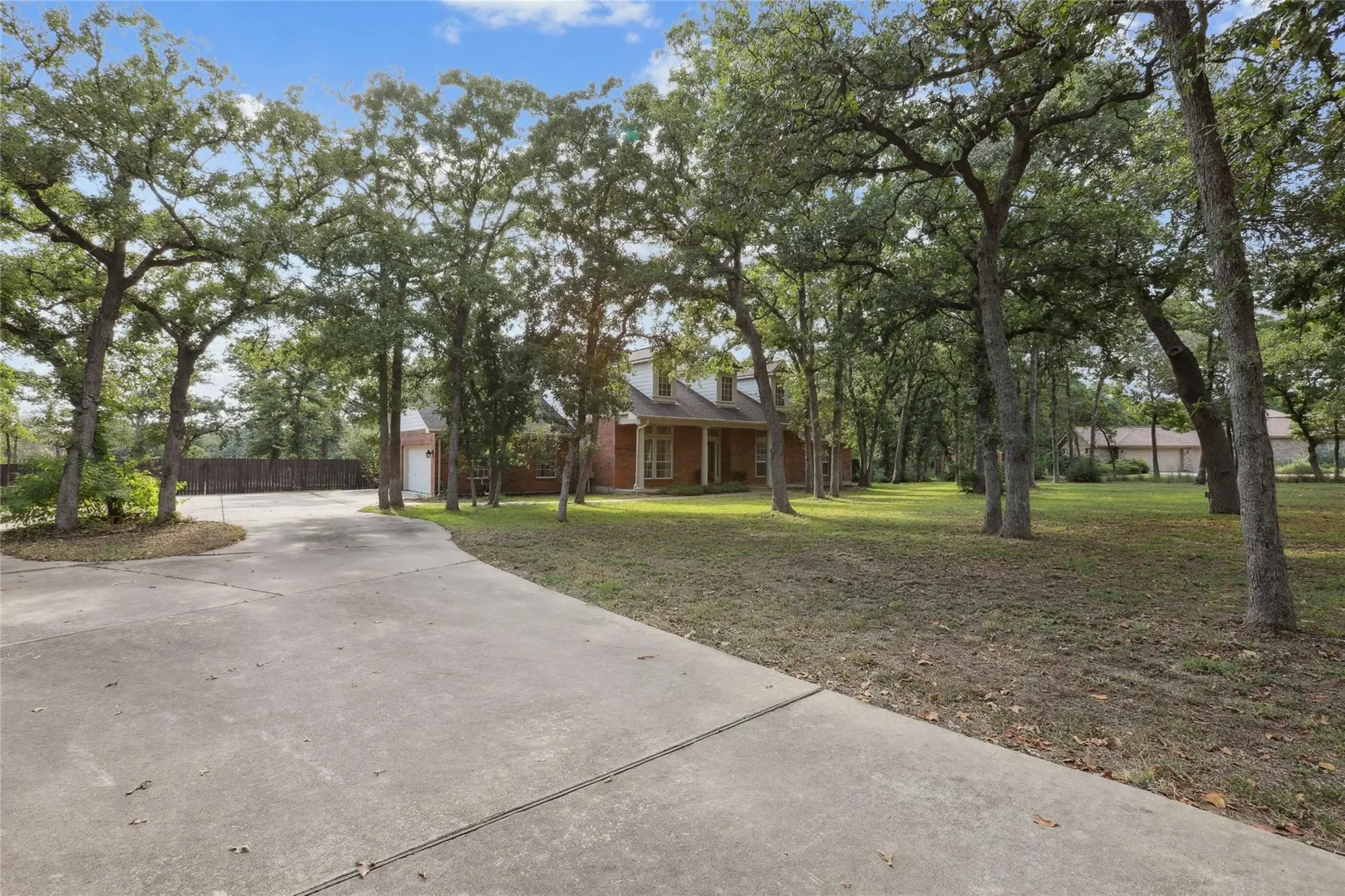 120 Juniper TRL, Elgin, Texas, United States. - Photo 5